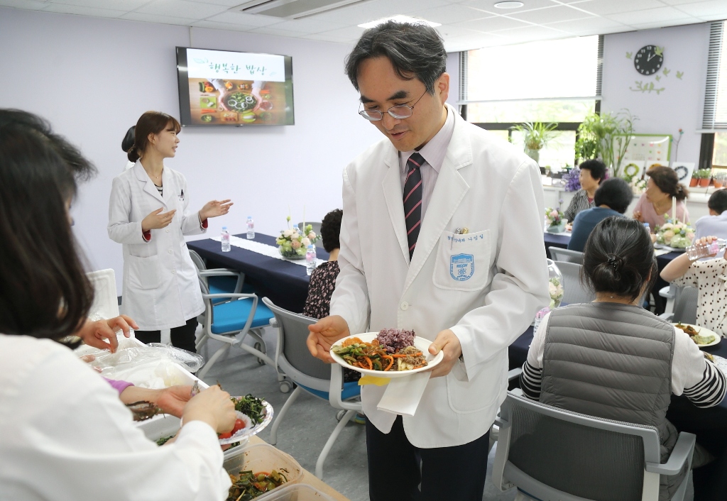 180424-호스피스완화의료센터-행복한 밥상